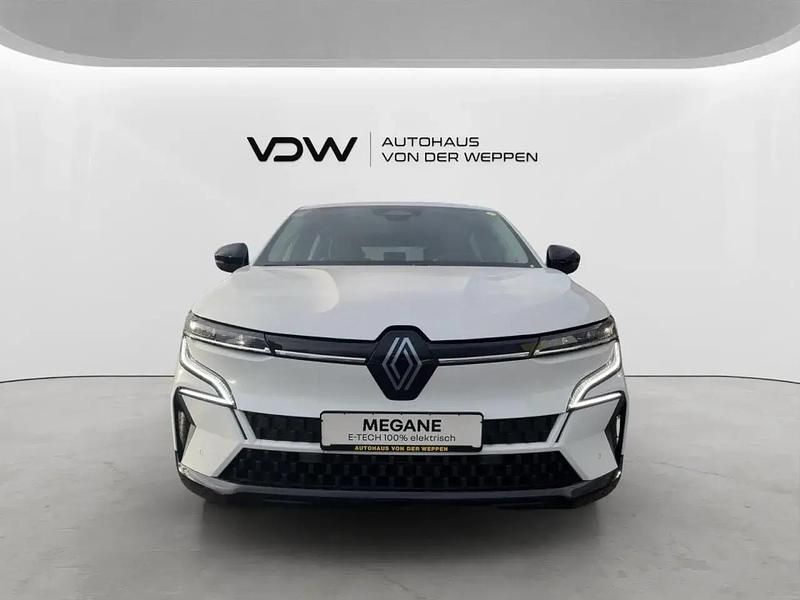 Gebraucht Renault Megane E-Tech Equilibre 96 kW (131 PS) 2024 Weiß Limousine