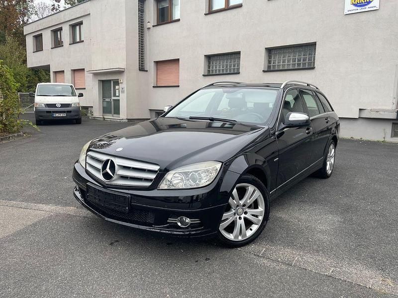 Schwarz Gebraucht 2008 Mercedes C220 Avantgarde Limousine | 3.990 € (Guter Preis) - Bild 1/4