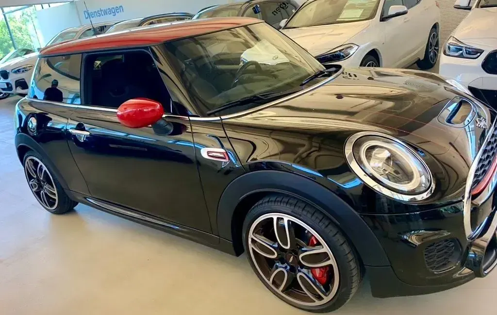 Gebraucht Mini John Cooper Works 231 PS (169 kW) 2019 Schwarz Kleinwagen