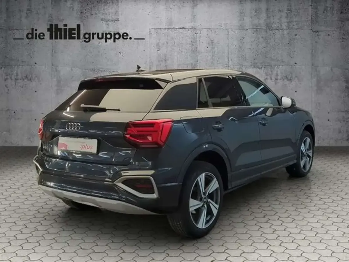 Gebraucht Audi Q2 Advanced 150 PS (110 kW) 2023 Grau SUV