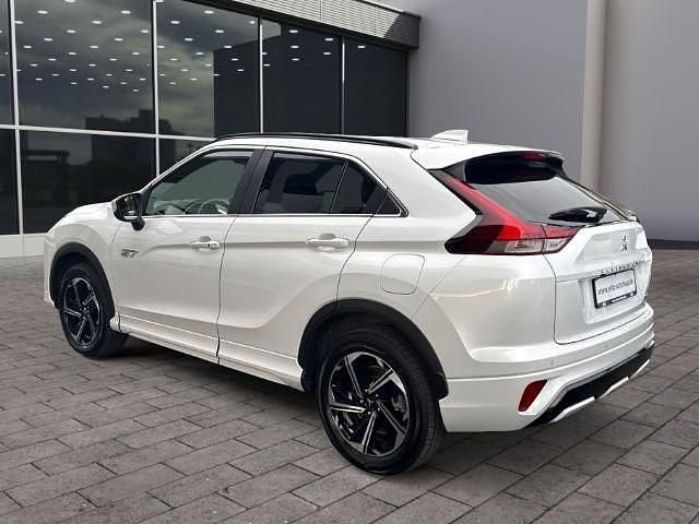 Gebraucht Mitsubishi Eclipse Cross Plus 188 PS (138 kW) 2023 Weiß SUV