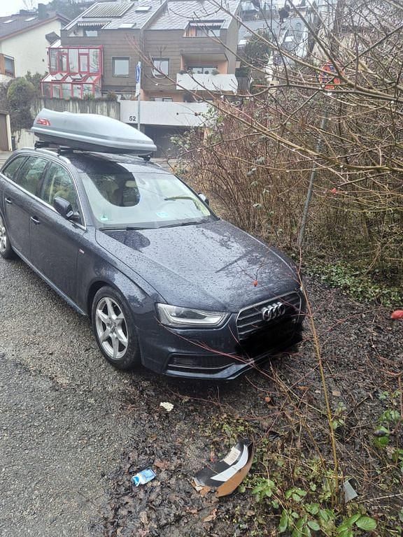 Gebraucht Audi A4 S-Line 190 PS (139 kW) 2014 Blau Kombi
