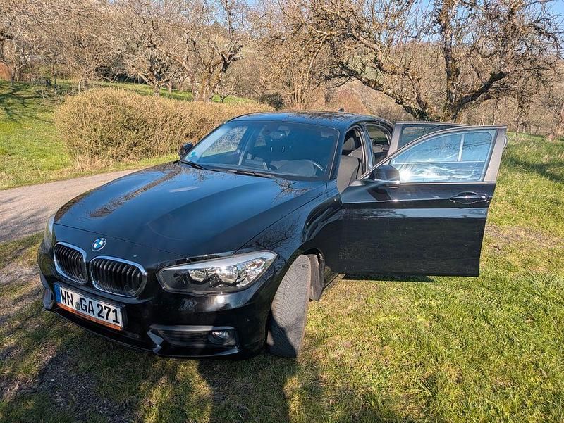 Gebraucht BMW 120 Advantage 184 PS (135 kW) 2016 Schwarz Kleinwagen