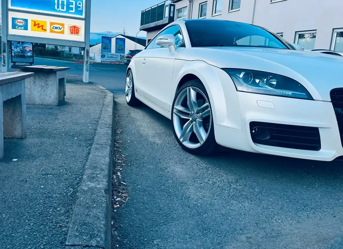 Gebraucht Audi TT 160 PS (117 kW) 2013 Blau Coupé