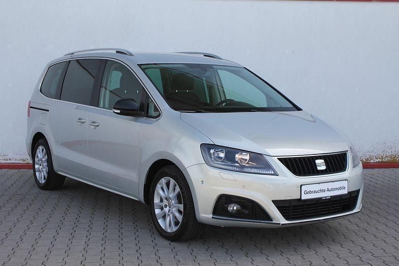 Silber Gebraucht 2013 Seat Alhambra Style Van / Kleinbus | 8.890 € (Superpreis) - Bild 1/4