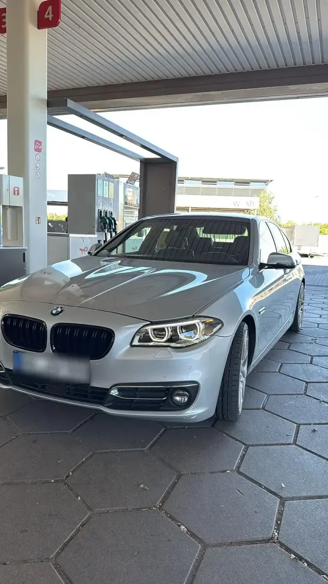 Gebraucht BMW 535 Luxury Line 313 PS (230 kW) 2016 Silber Limousine