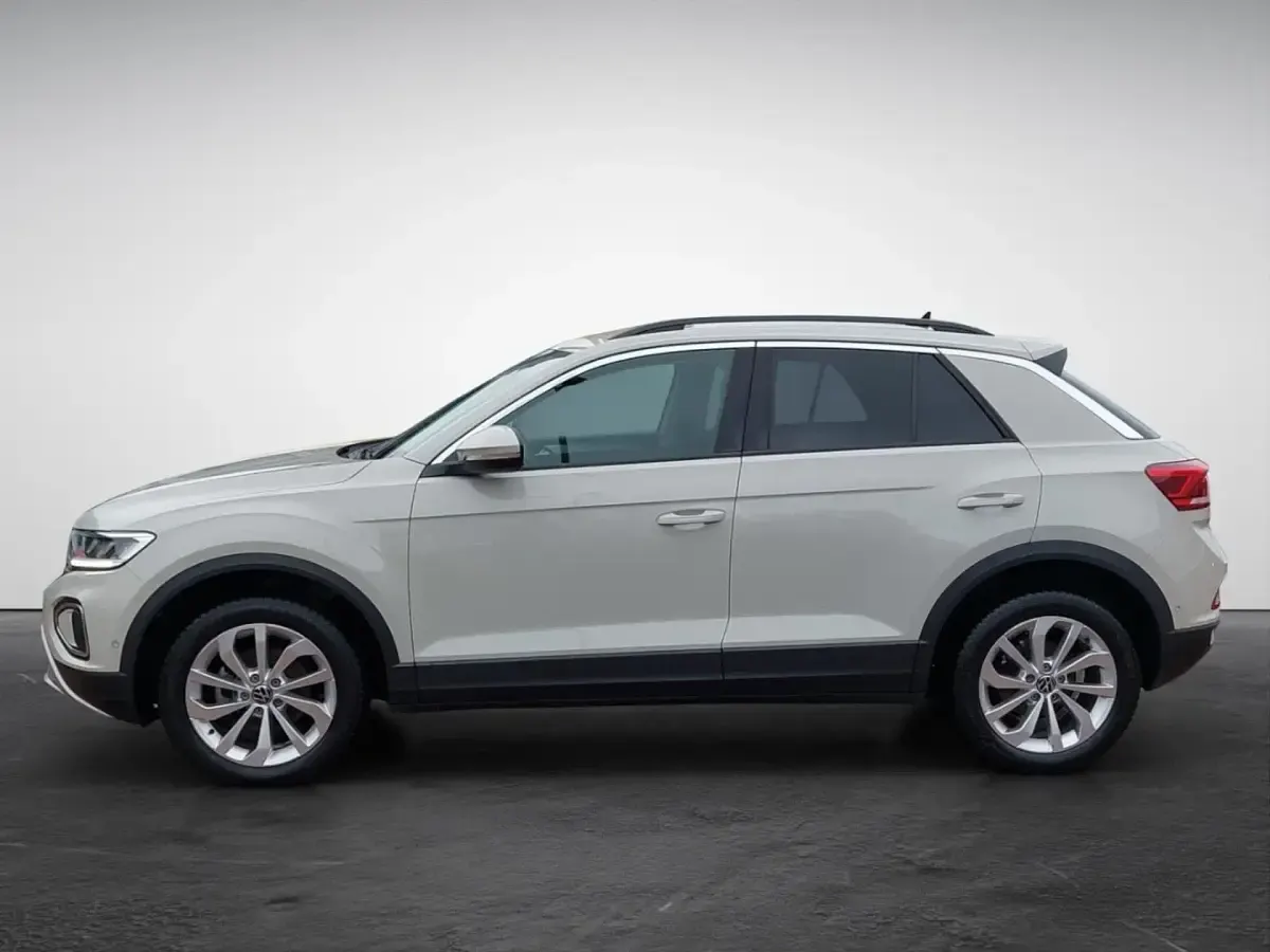 Gebraucht VW T-Roc Life 150 PS (110 kW) 2023 Grau (ascotgrau) SUV