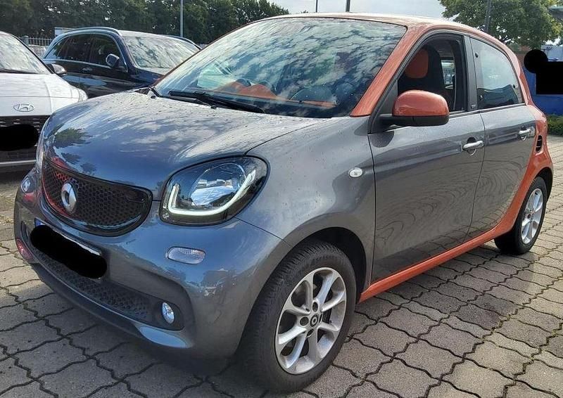 Grau Gebraucht 2017 Smart ForFour Passion Kleinwagen | 10.990 € (Fairer Preis) - Bild 1/4