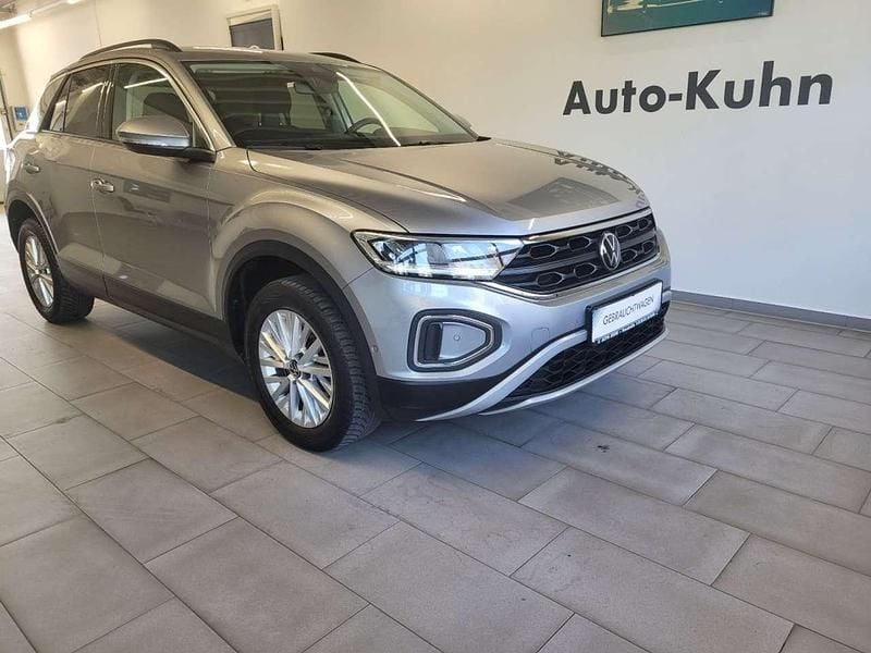 Gebraucht VW T-Roc Life 150 PS (110 kW) 2022 Silber SUV