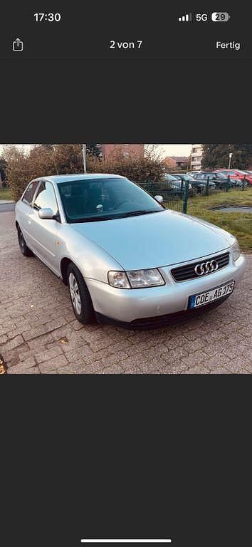 Silber Gebraucht 1999 Audi A3 Attraction Limousine | 1.699 € (Guter Preis) - Bild 1/4