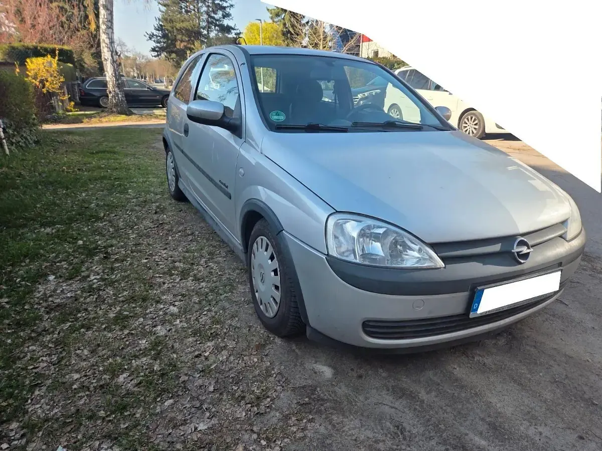 Gebraucht Opel Corsa 75 PS (55 kW) 2002 Silber Kleinwagen