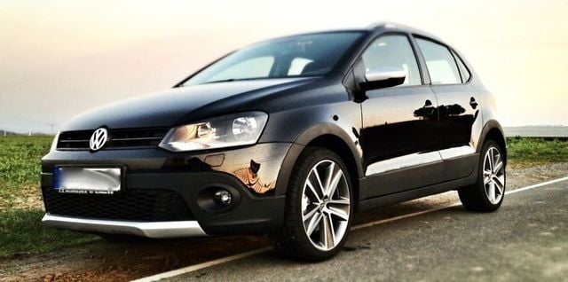 Gebraucht VW Polo Cross 143 PS (105 kW) 2011 Schwarz metallic Kleinwagen