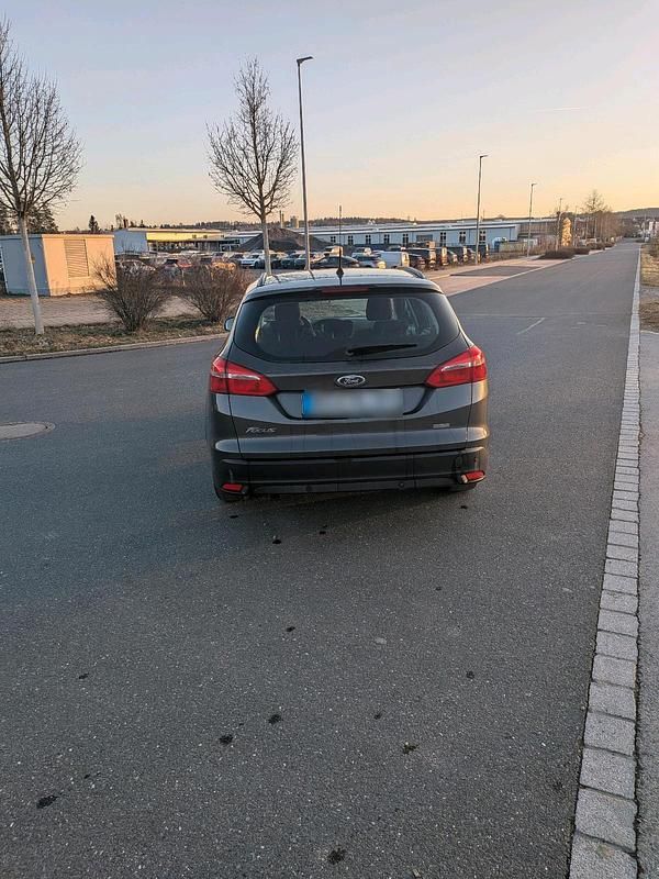 Gebraucht Ford Focus 125 PS (91 kW) 2017 Kombi