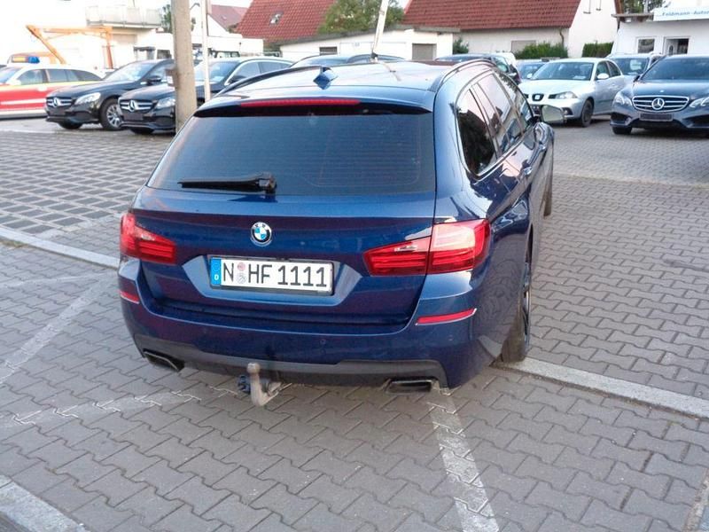 Używany BMW M550 Performance 381 KM (280 kW) 2016 Niebieski Sedan/Limuzyna