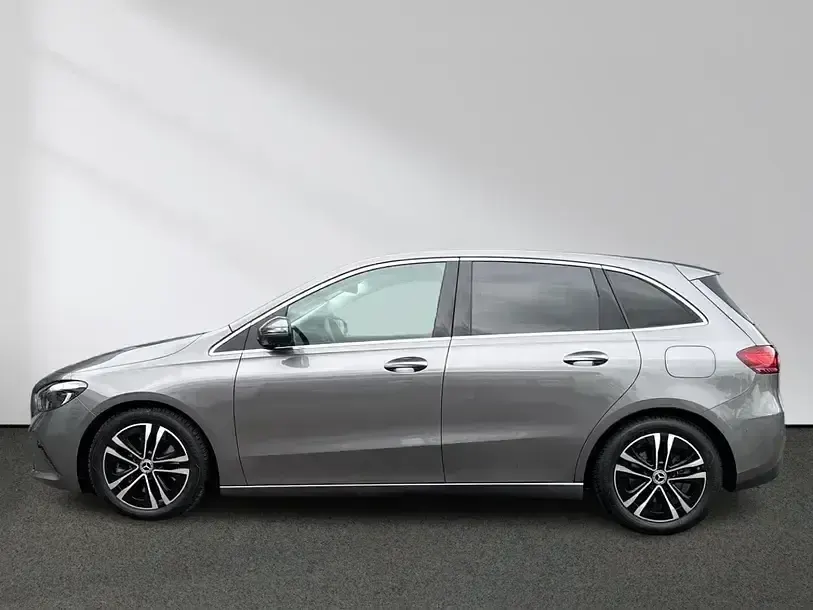 Gebraucht Mercedes B220 Progressive 190 PS (139 kW) 2023 Van / Kleinbus