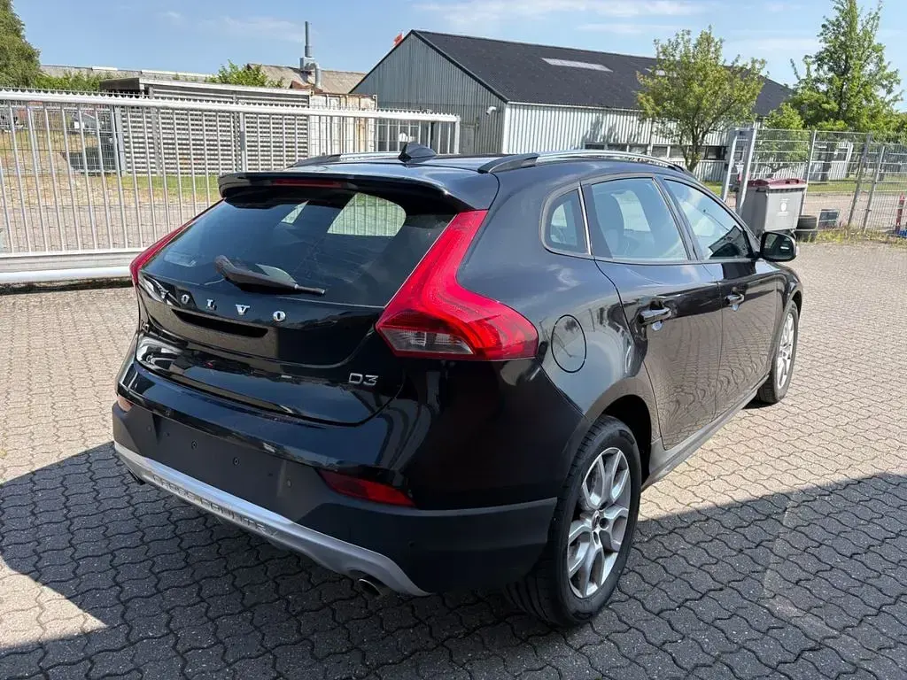 Gebraucht Volvo V40 CC Plus 150 PS (110 kW) 2018 Schwarz Kombi