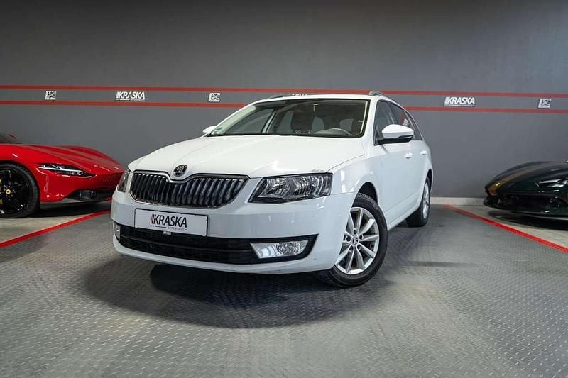 Gebraucht Skoda Octavia Ambition 150 PS (110 kW) 2016 Moonweiss metallic Kombi