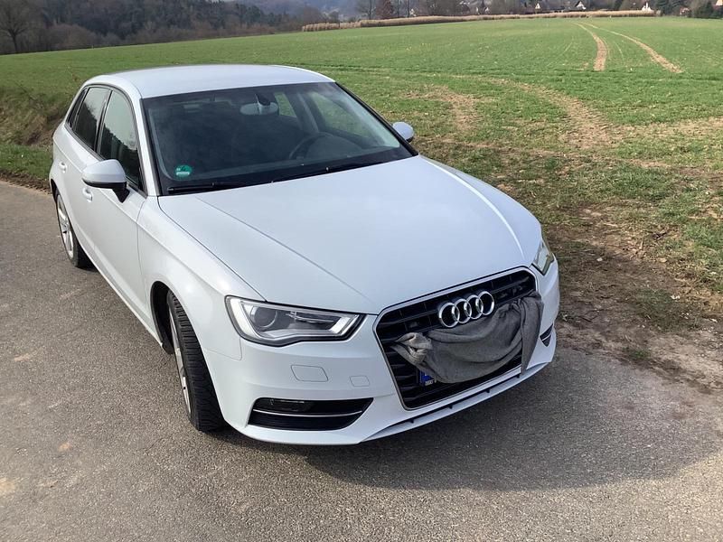 Gebraucht Audi A3 Ambition 122 PS (89 kW) 2013 Weiß Limousine
