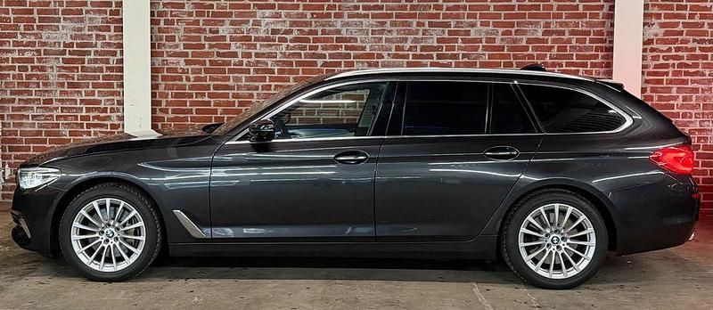 Gebraucht BMW 540 Sport Line 320 PS (235 kW) 2017 Grau Kombi