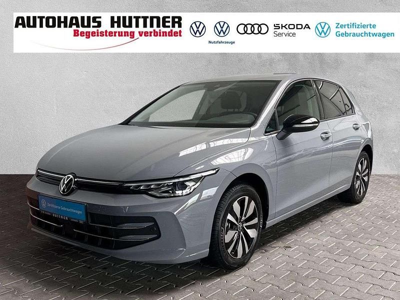Mondsteingrau Gebraucht 2024 VW Golf VIII Goal Limousine | 29.990 € (Superpreis) - Bild 1/4