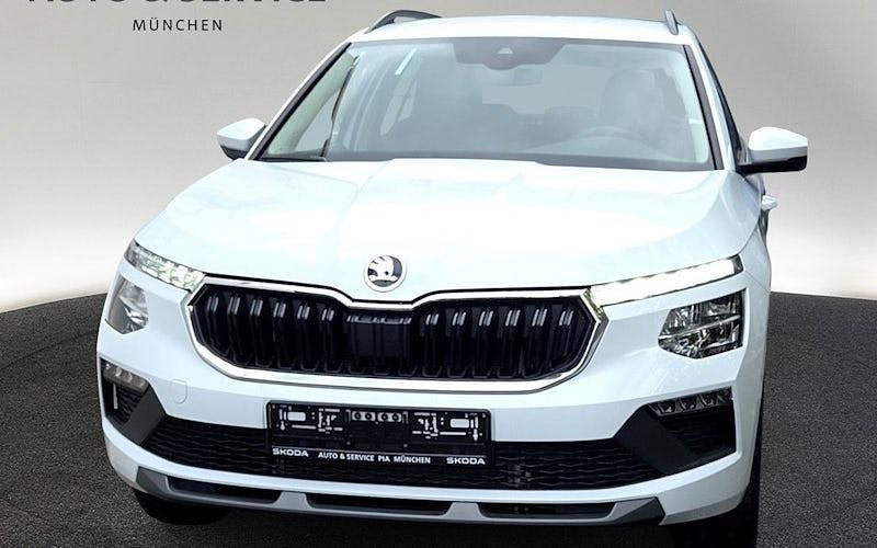 Weiß Neu 2025 Skoda Kamiq Selection SUV | 30.160 € (Fairer Preis) - Bild 1/4