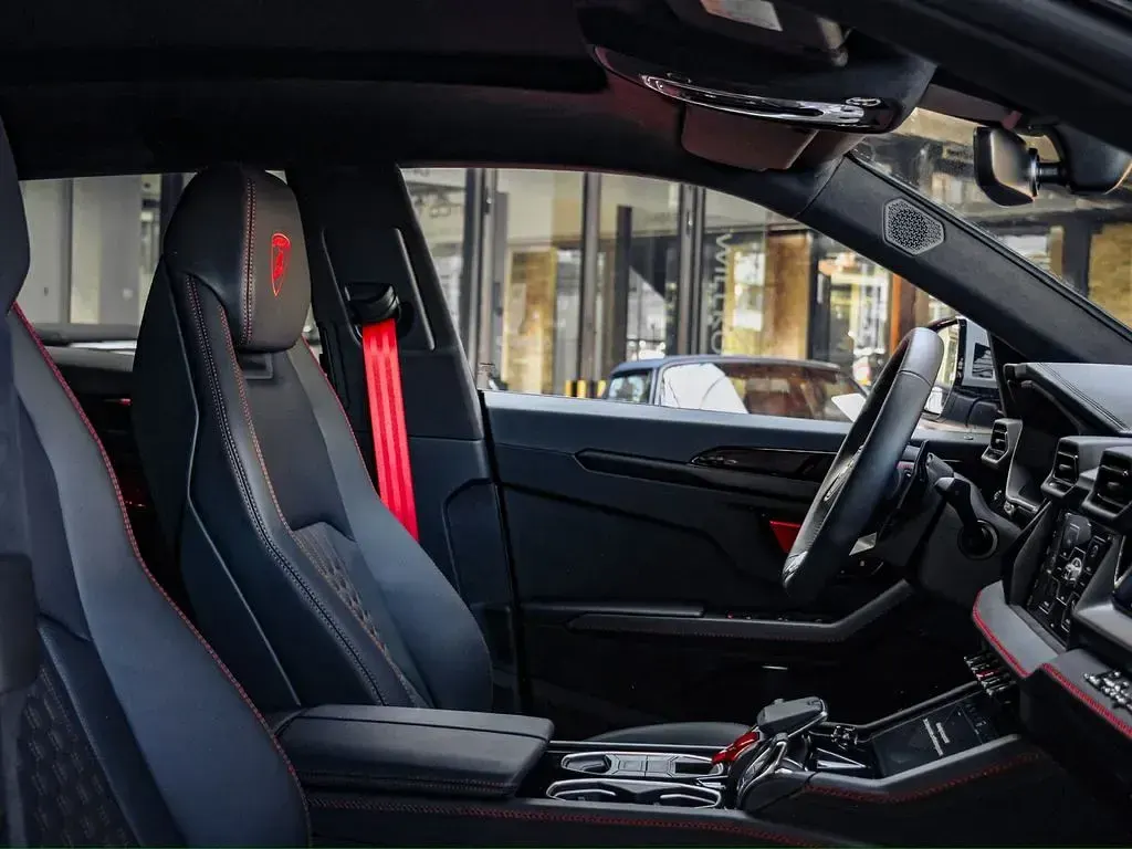 Gebraucht Lamborghini Urus 799 PS (587 kW) 2025 Silber SUV