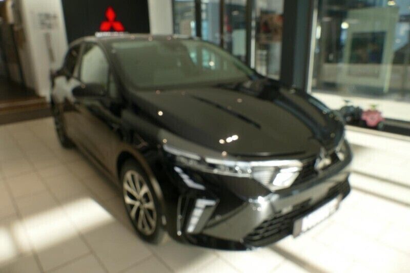 Gebraucht Mitsubishi Colt Plus 67 PS (49 kW) 2024 Onyxschwarz metallic Limousine