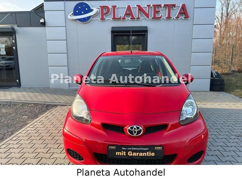 Gebraucht Toyota Aygo Cool 68 PS (50 kW) 2009 Fire red Kleinwagen