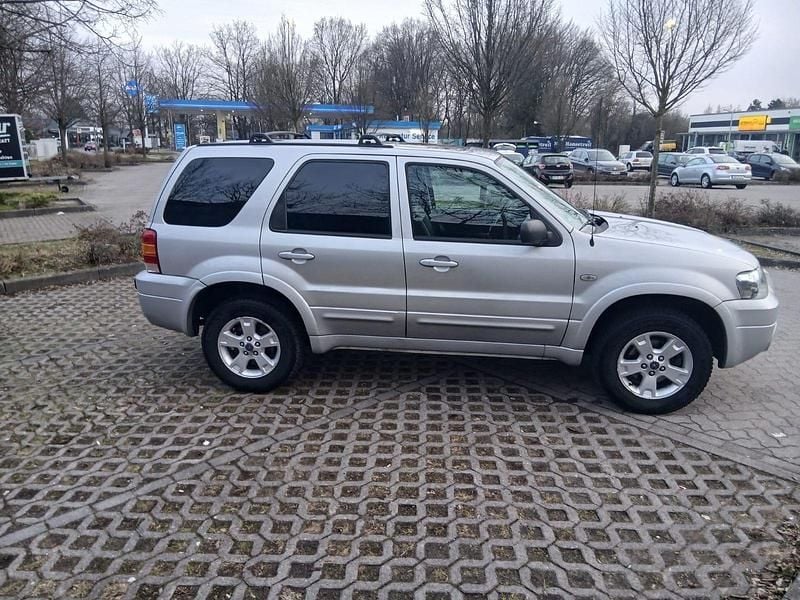Gebraucht Ford Maverick 150 PS (110 kW) 2006 Grau SUV