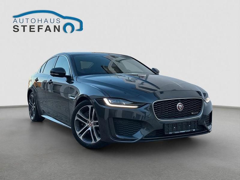 Gebraucht Jaguar XE R-Dynamic 179 PS (131 kW) 2019 Grau Limousine