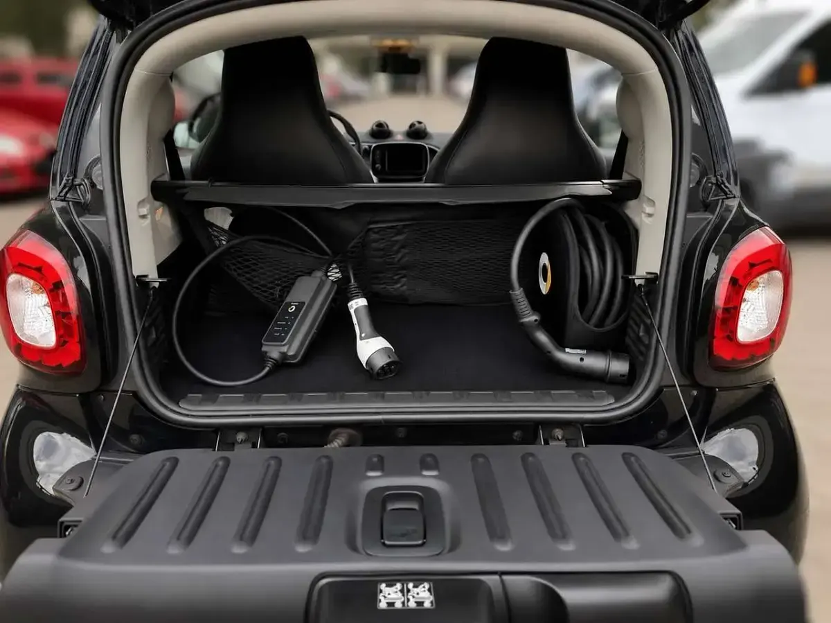 Gebraucht Smart ForTwo Electric Drive Prime 60 kW (82 PS) 2019 Schwarz Coupé