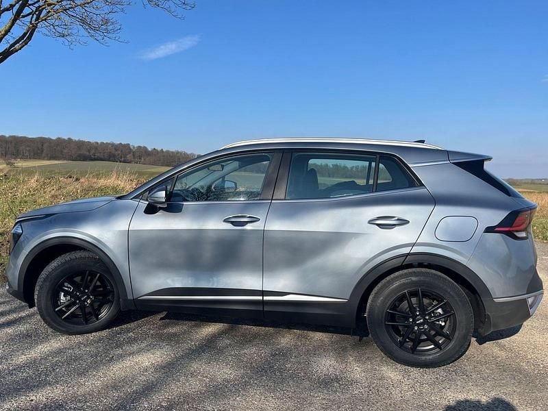 Silber Gebraucht 2024 Kia Sportage Spirit SUV | 25.100 € (Superpreis) - Bild 1/4