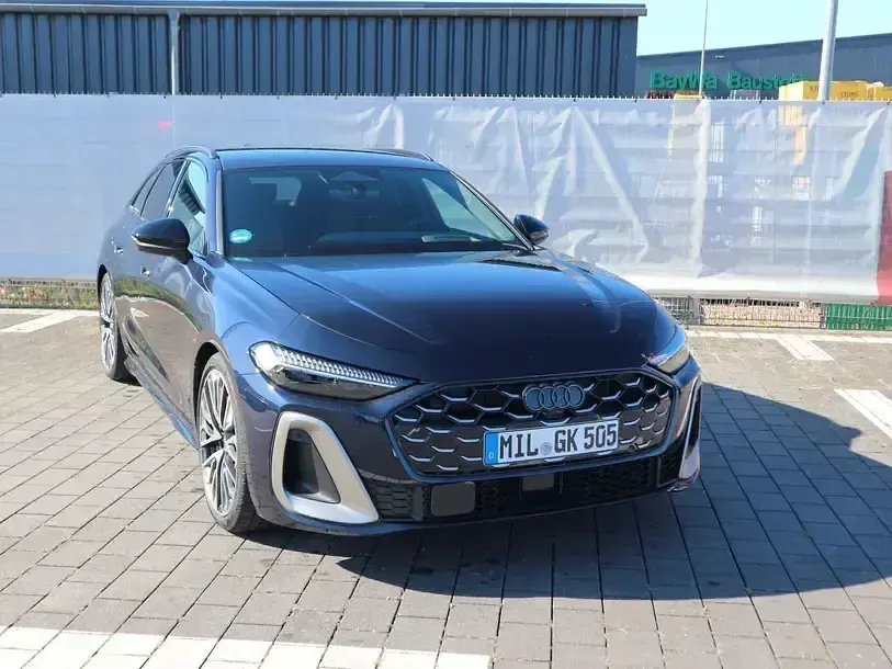 Gebraucht Audi S5 Edition .1 367 PS (269 kW) 2025 Firmamentblau metallic Kombi