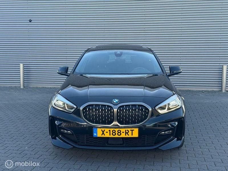 Gebraucht BMW 120 Executive 190 PS (139 kW) 2020 Schwarz Kleinwagen