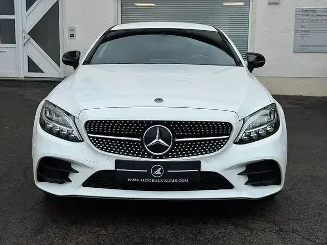 Gebraucht Mercedes C400 AMG 333 PS (244 kW) 2019 Weiß Coupé