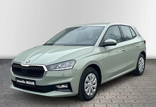Neu Skoda Fabia Essence 95 PS (69 kW) 2026 Grün Kleinwagen
