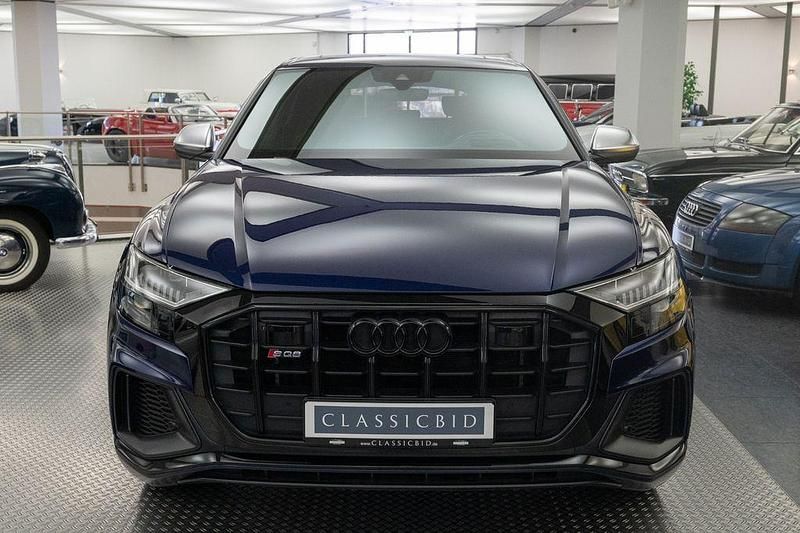 Gebraucht Audi SQ8 Design 507 PS (372 kW) 2021 Navarrablau SUV