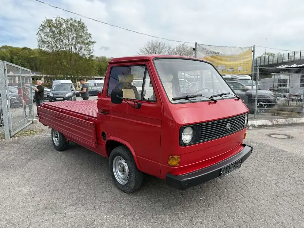 Gebraucht VW T3 69 PS (50 kW) 1982 Rot Van
