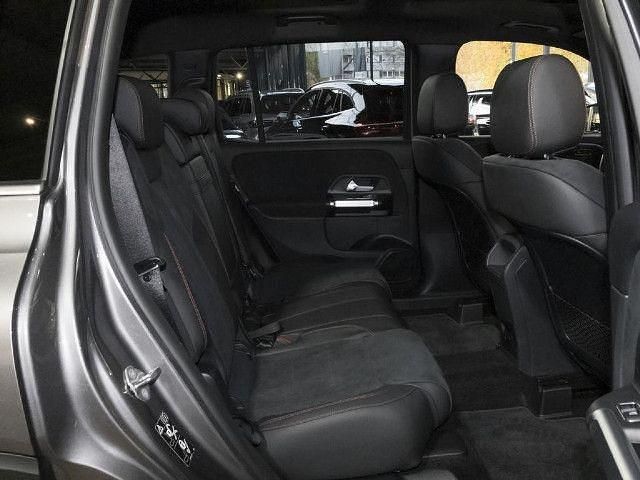 Gebraucht Mercedes GLB200 163 PS (119 kW) 2022 Grau SUV
