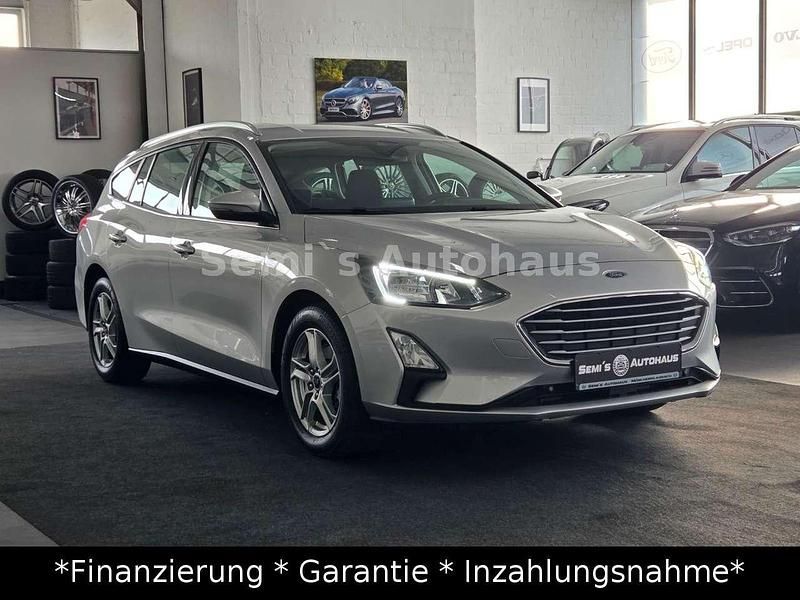 Gebraucht Ford Focus Cool & Connect 125 PS (91 kW) 2021 Silber Kombi