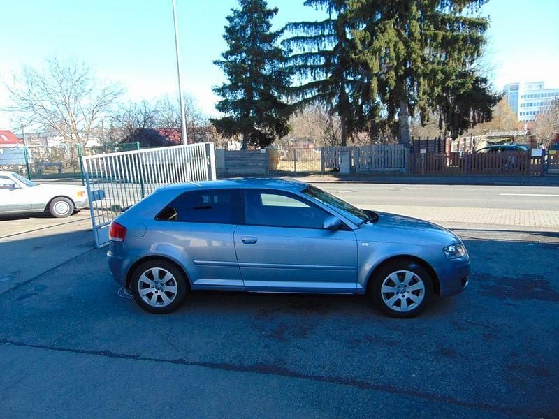 Gebraucht Audi A3 Ambiente 102 PS (75 kW) 2003 Silber Kleinwagen
