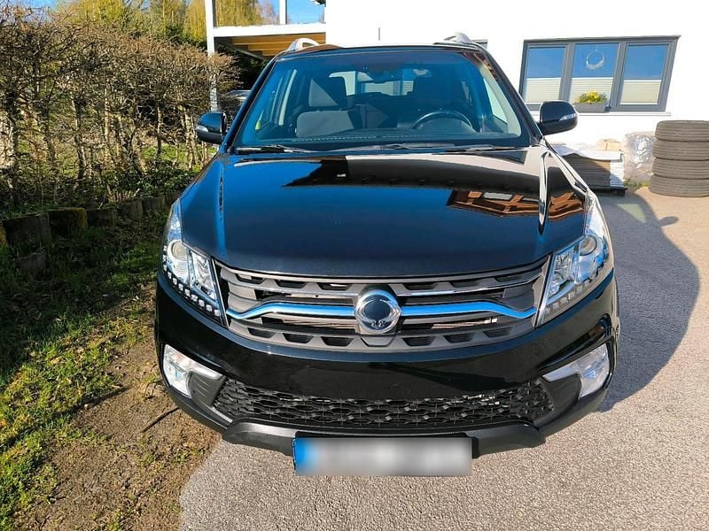Gebraucht SsangYong Korando 178 PS (130 kW) 2017 Schwarz SUV