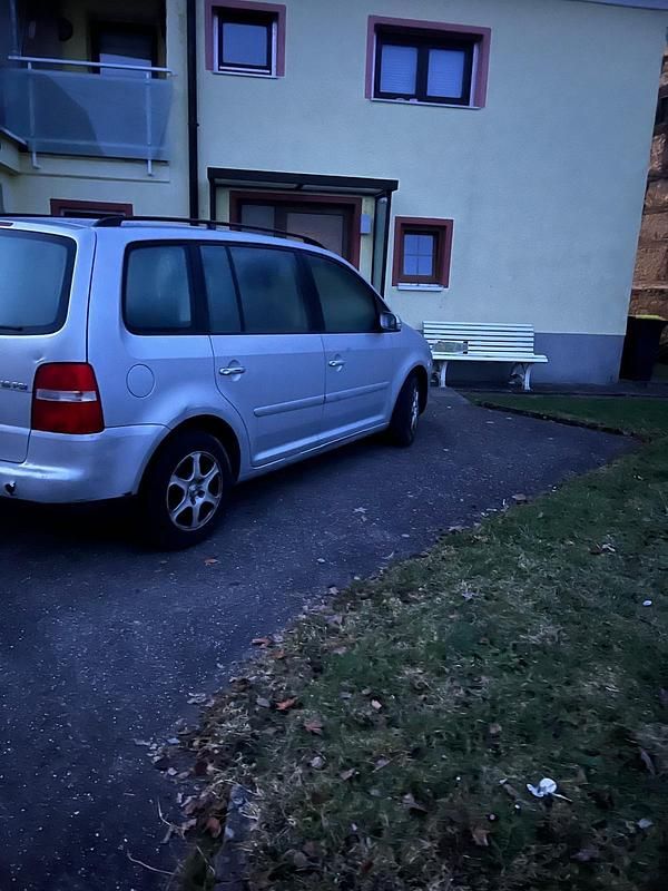 Brugt VW Touran 85 HK (62 kW) 2004 Sølv MPV