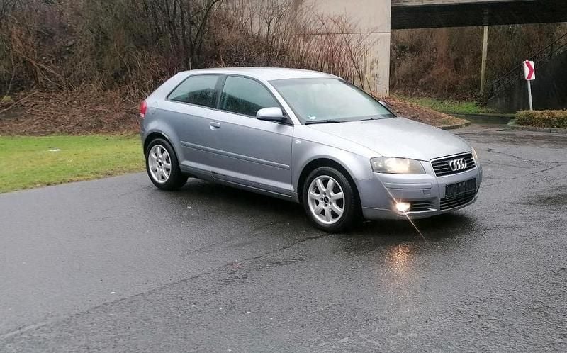 Gebraucht Audi A3 102 PS (75 kW) 2004 Grau Kleinwagen