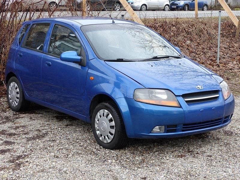 Gebraucht Chevrolet Kalos 94 PS (69 kW) 2004 Blau Kleinwagen