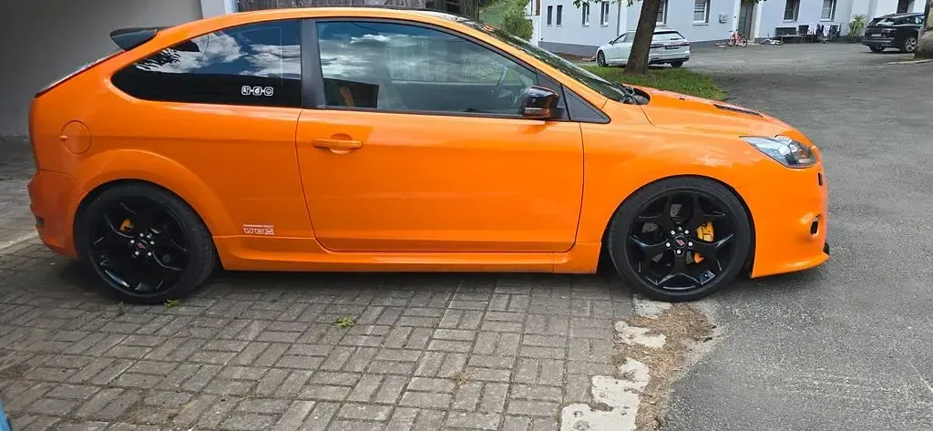 Gebraucht Ford Focus ST 226 PS (166 kW) 2010 Orange Limousine