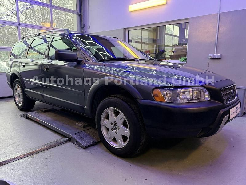 Gebraucht Volvo XC70 Kinetic 185 PS (136 kW) 2005 Grau Kombi
