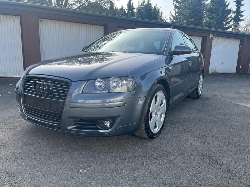 Gebraucht Audi A3 Ambiente 140 PS (102 kW) 2005 Grau Kleinwagen