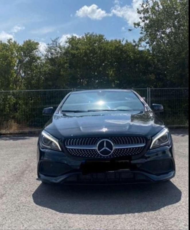 Gebraucht 2018 Mercedes CLA220 Shooting Brake AMG line Kombi | 17.000 € (Guter Preis) - Bild 1/4