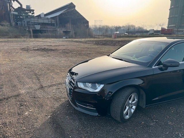 Gebraucht Audi A3 Ambiente 150 PS (110 kW) 2015 Schwarz Limousine